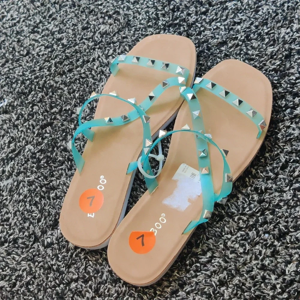 Very cute Women's sandals - Picture 3 of 5
